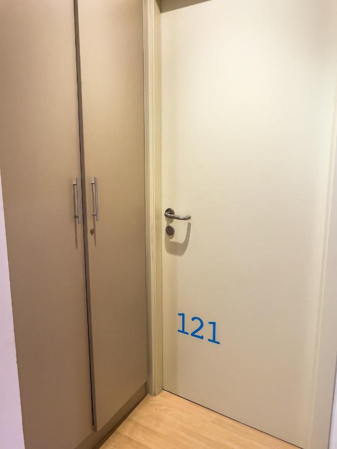 Leevin Student Barcelona Apartment Exterior photo